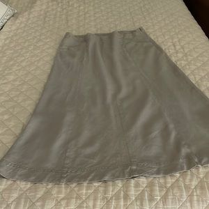 JJill linen gray skirt size large.
